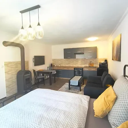 Apartman 1Kk Zlamanka Кромержиж Екстер'єр фото